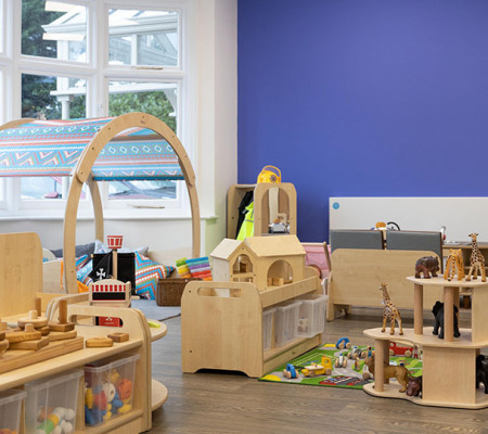 3_toddlers-room